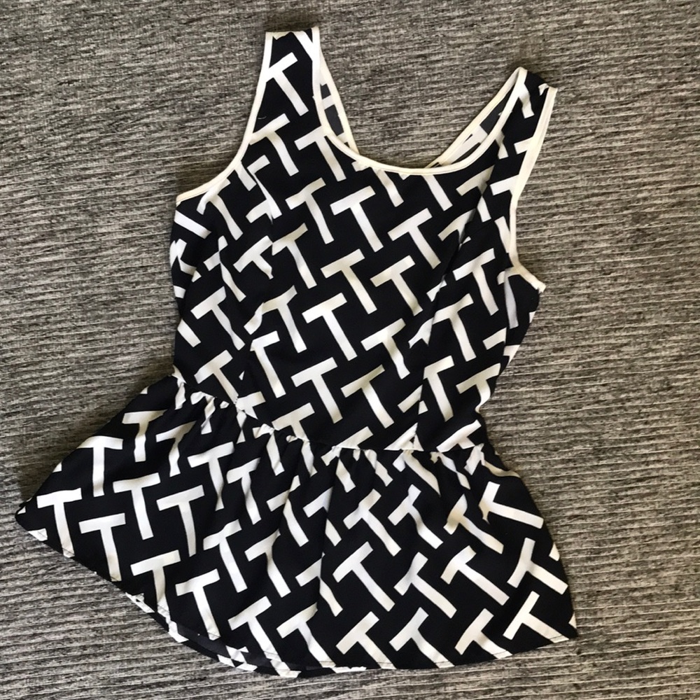 Geometric peplum top